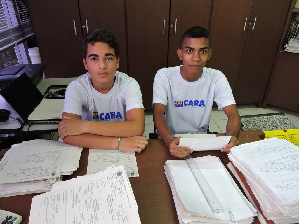 Jhonatan e Gabriel do Projeto Cara iniciam na Camara