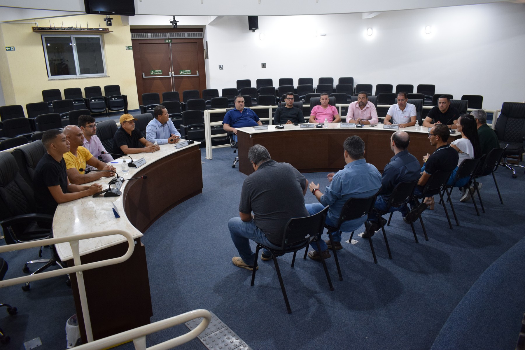 09.04.25 Reuniao na Camara