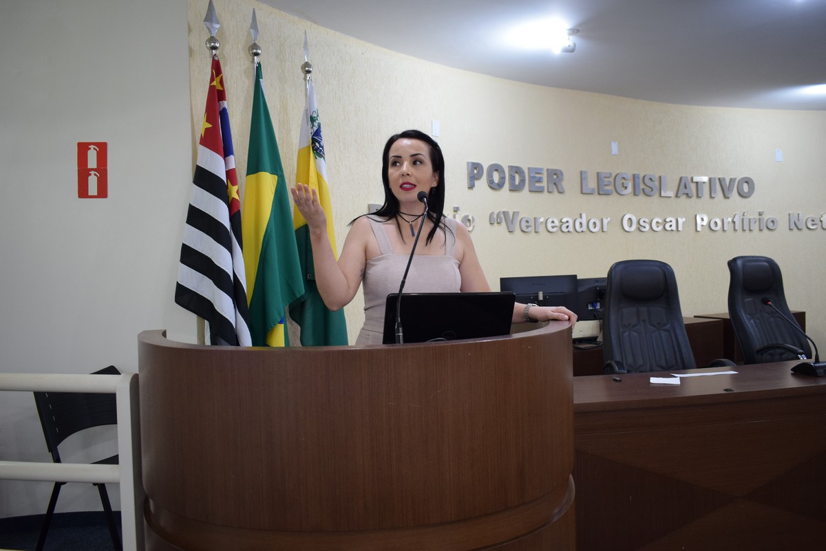 10.09.19 Mariana Palestrante