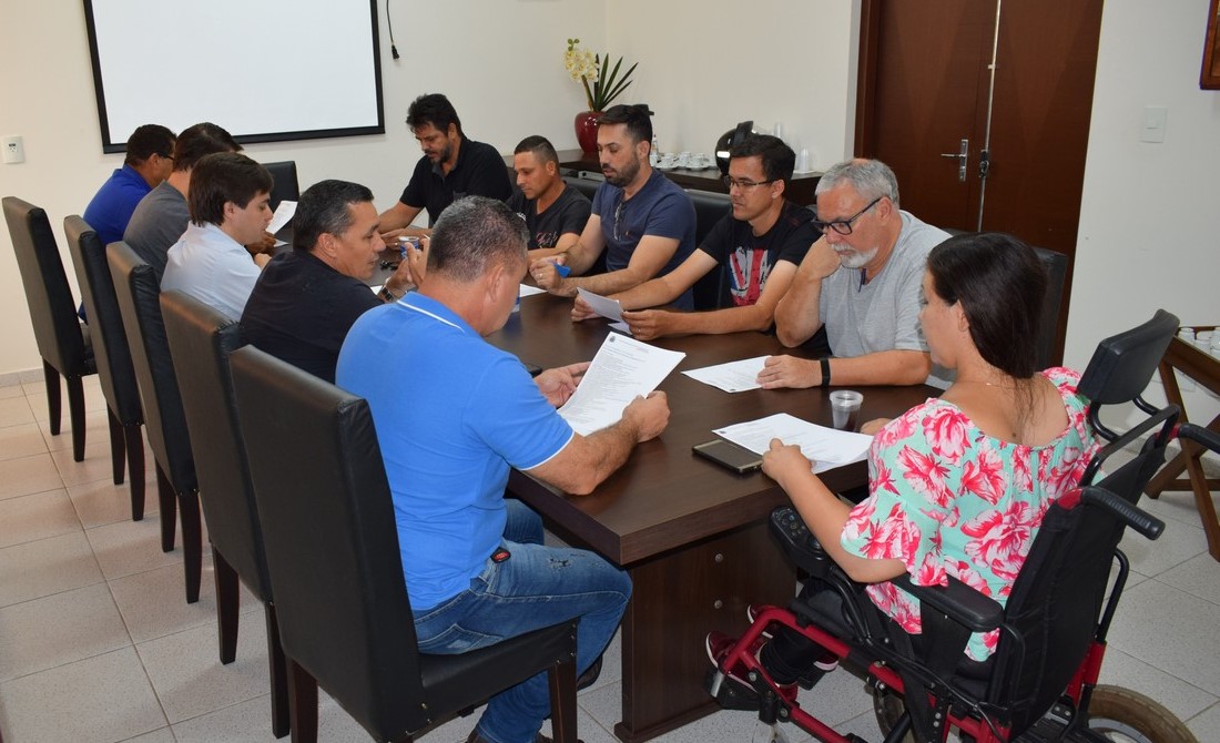 15.01.19 Vereadores em reuniao