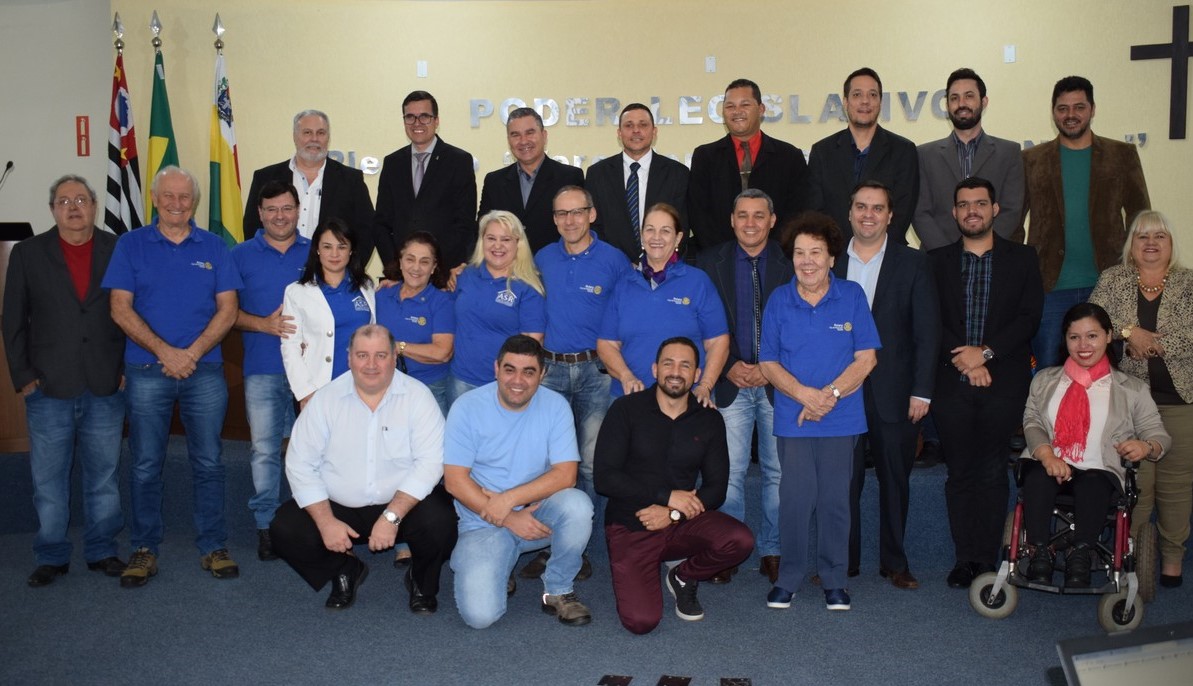 19.08.19 Ailton e equipeRotary com vereadores