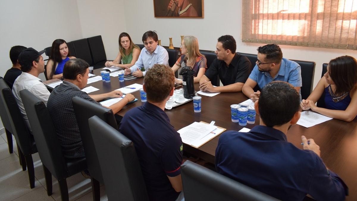 23.01.19 Reuniao Luciana e profissionais