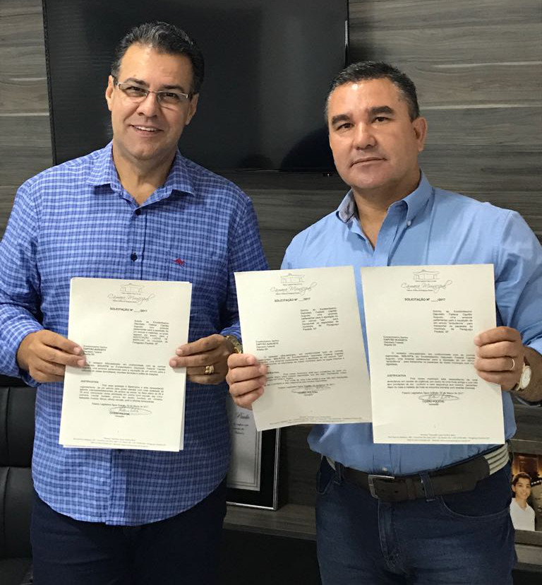 Capitao Augusto com o vereador Cicero Policial