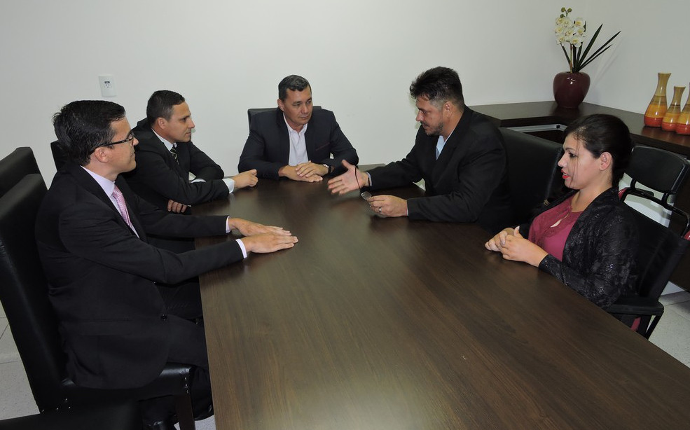 Comissao de Inquerito investigara tapa buracos