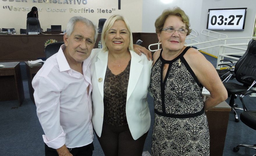 Neide com os compositores do Hino Municipal