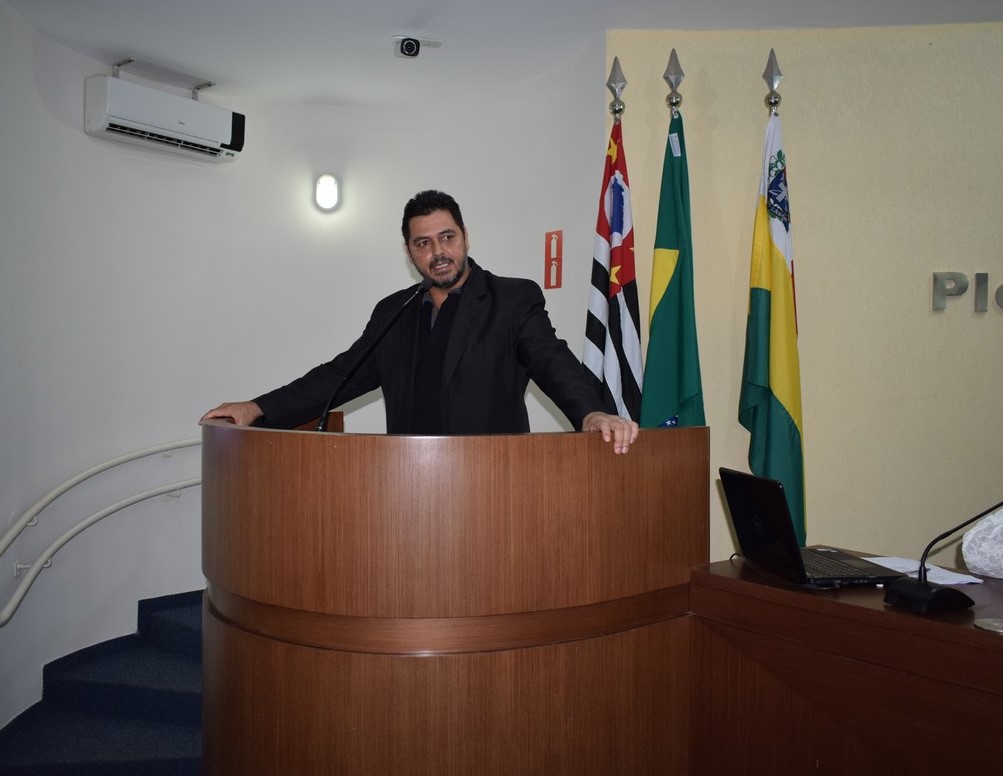 Parana homenageia amigo falecido