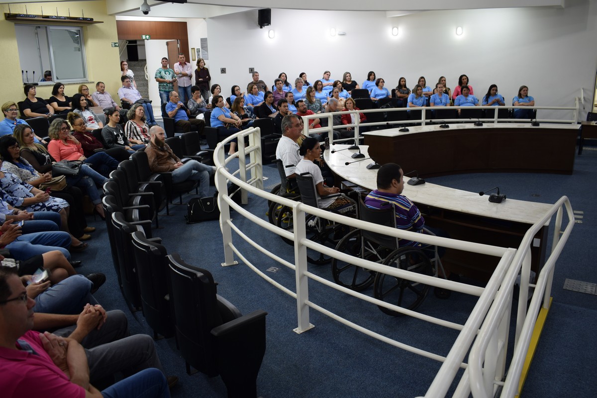 Publico acompanha palestra de Lucas