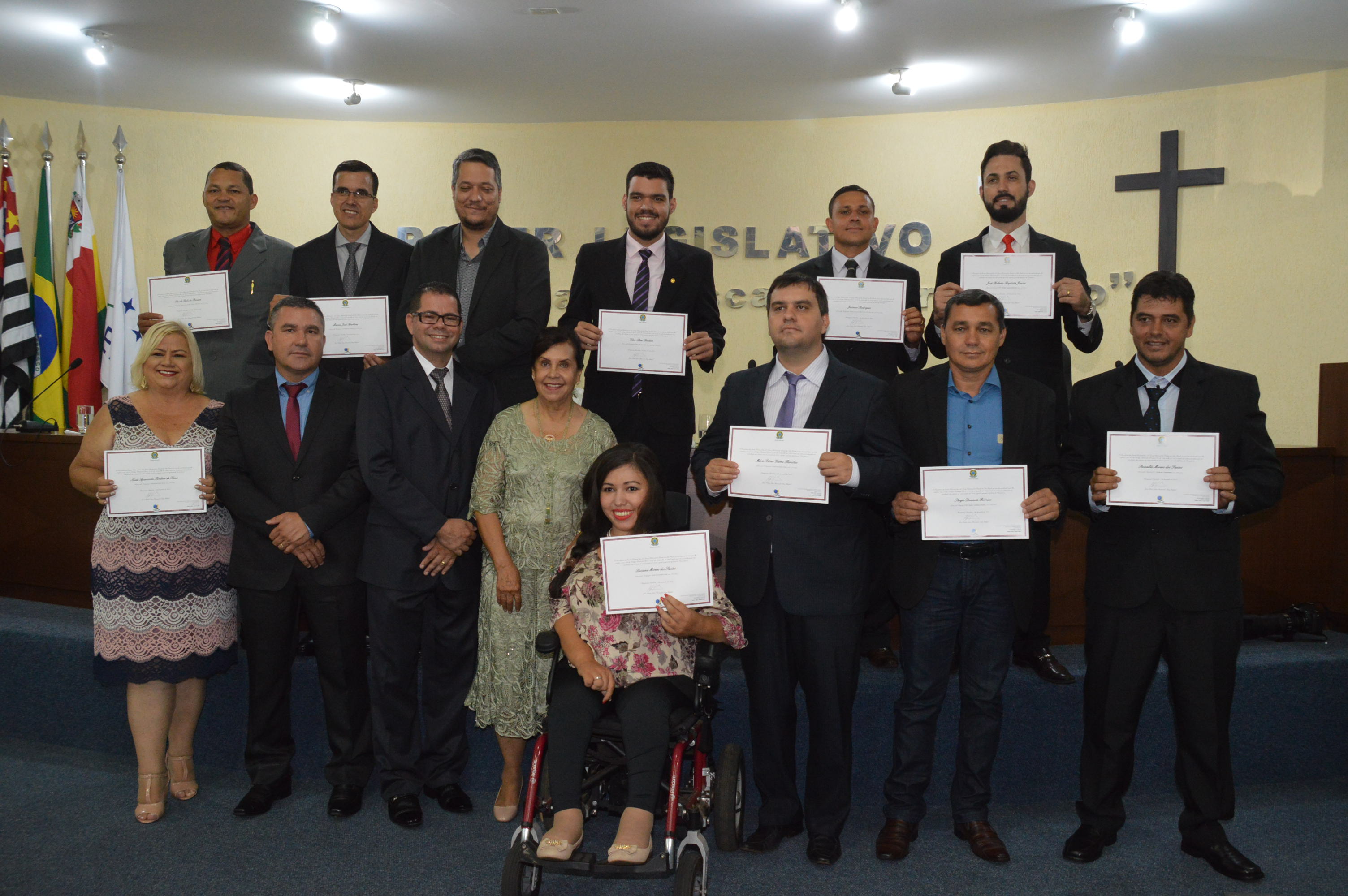 Vereadores com a Prefeita e o Vice diplomados pela Justiça Eleitoral