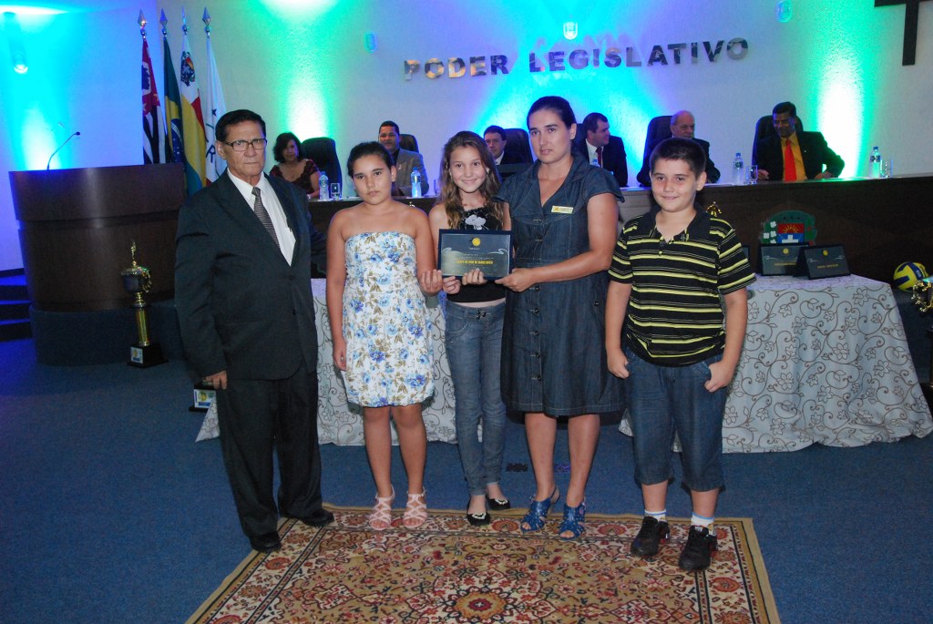 12 Vereador Rafael com os membros da Equipe de Damas