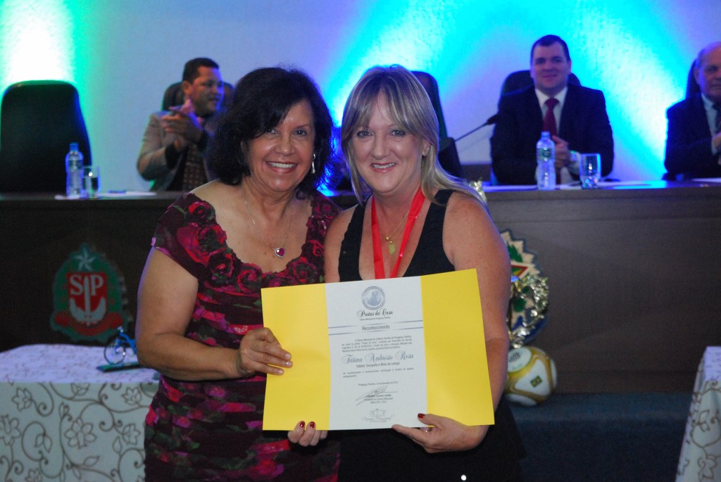 18 Almira Garms com Fátima Ambrósio Rosa a Fatiminha