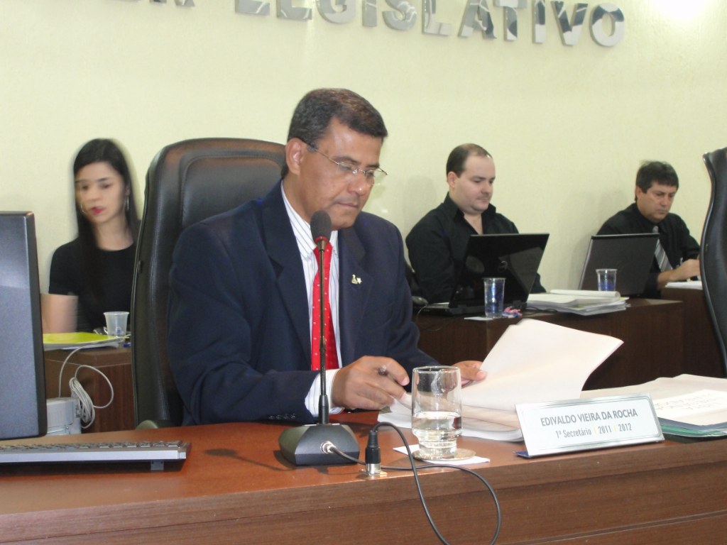 Edivaldo retorna s funes de vereador