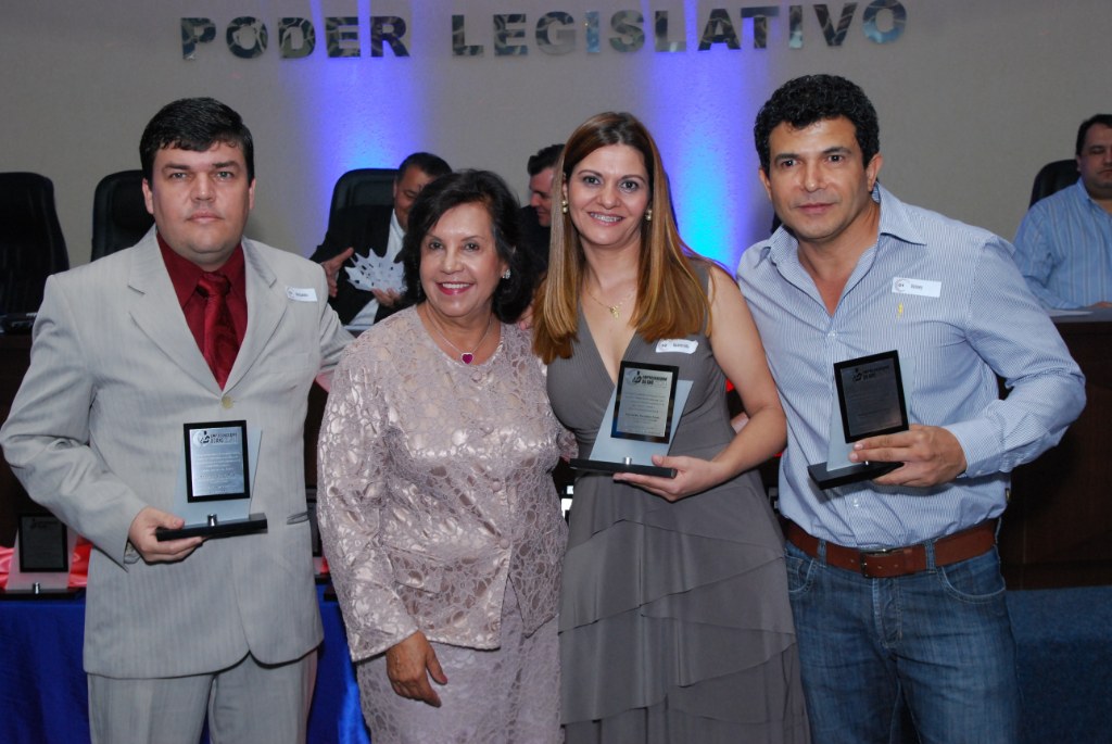 Vereadora Almira_com_os_seus_indicados