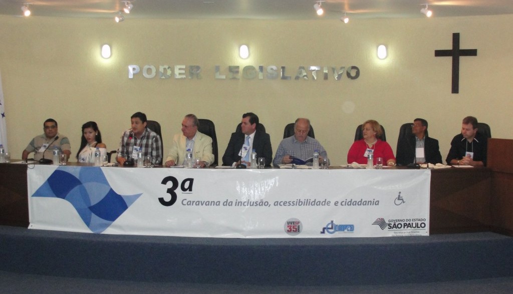 Mesa Principal da Caravana