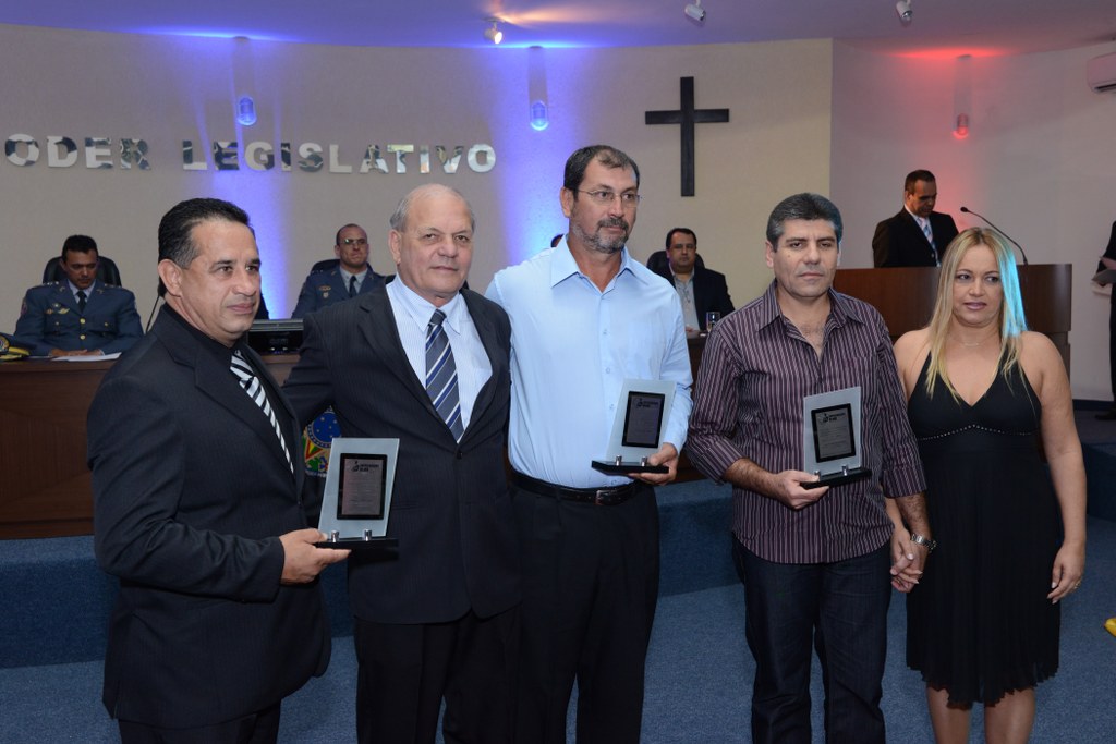 Miolo Hélio representando Camolese e o casal José Antonio e Sueli