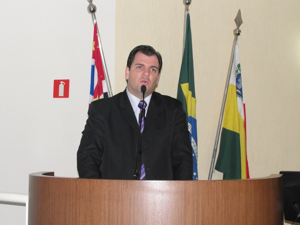 Rodrigo manifesta apoio a OAB