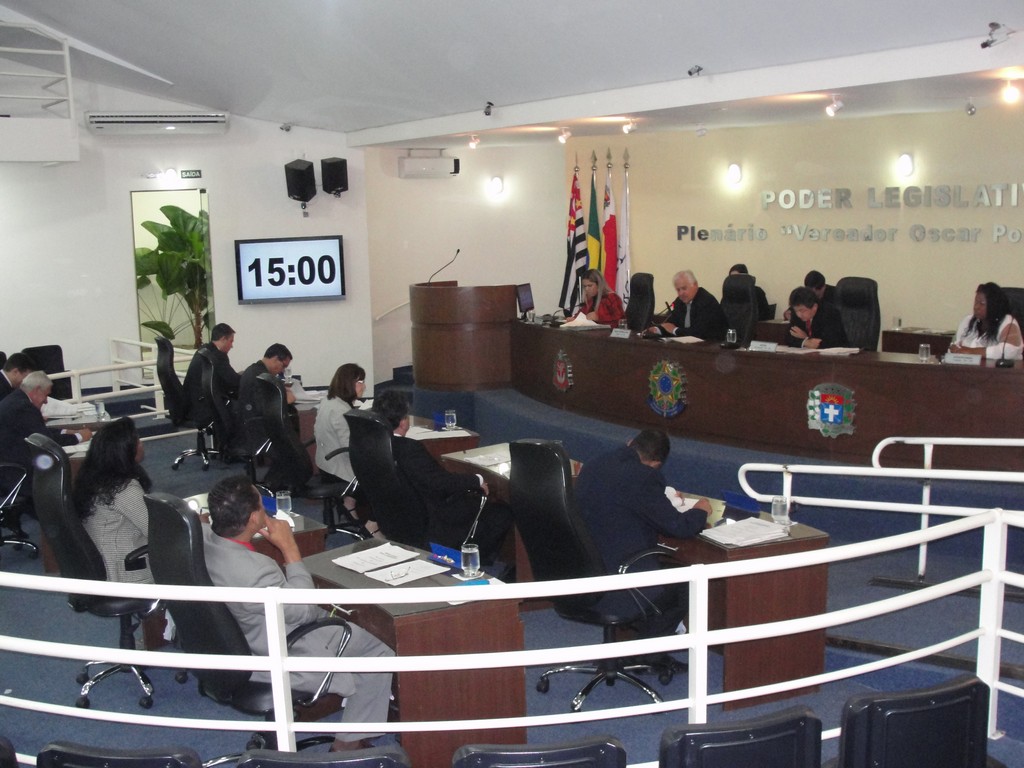 Sessao Ordinaria de segunda 18 de maio