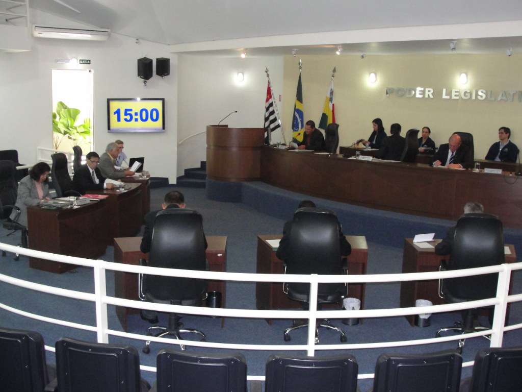 Vereadores aprovam_projetos_do_prefeito_na_Sesso_Extra_de_quarta_dia_24