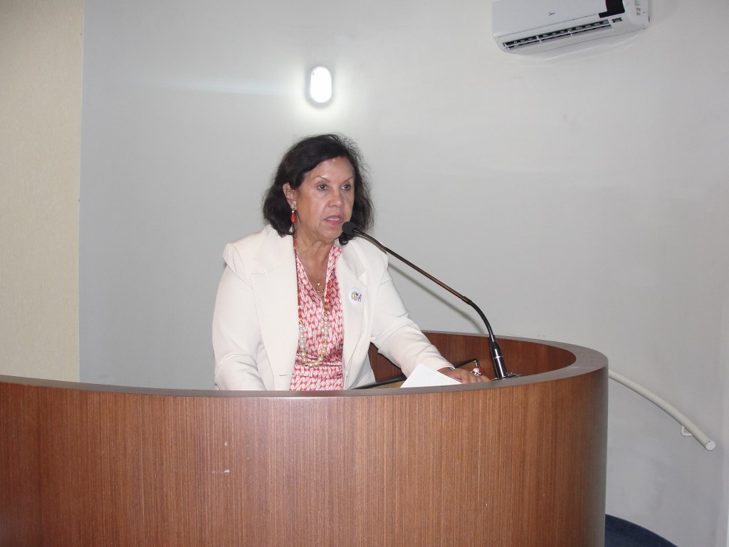 Vereadora Almira parabeniza Mauro Bragato