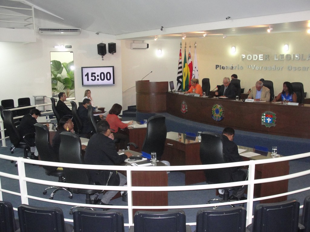 Vereadores durante a Sessao Extra de 13 de dezembro