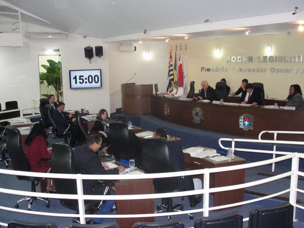 Vereadores durante a Sessao de 1 de junho
