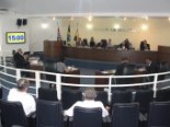 Vereadores reunidos na Sesso Extra de sexta-feira 30 155 116